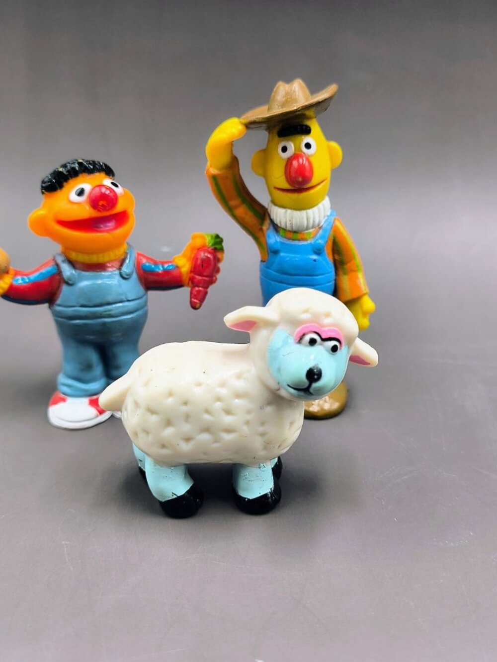 Sesame Street Farm Playset Figures Bert Ernie with Sheep